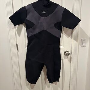 Hevto Men’s Shorty Wetsuit Diving Suit • Neoprene • NWT • XXL